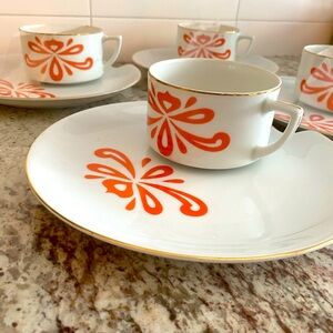 4 MCM Era Vintage Tea cups w/snack plates. Orange white marked Lefton’s Japan.